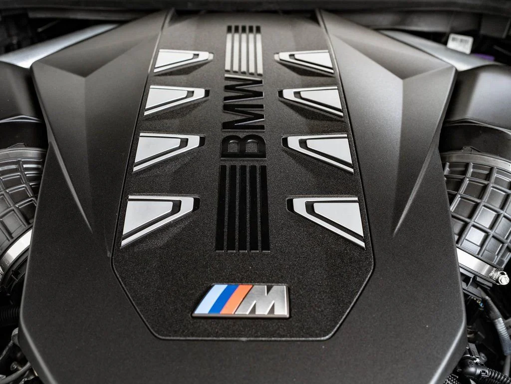 New 2026 Carbon Black Metallic BMW M60i image 51
