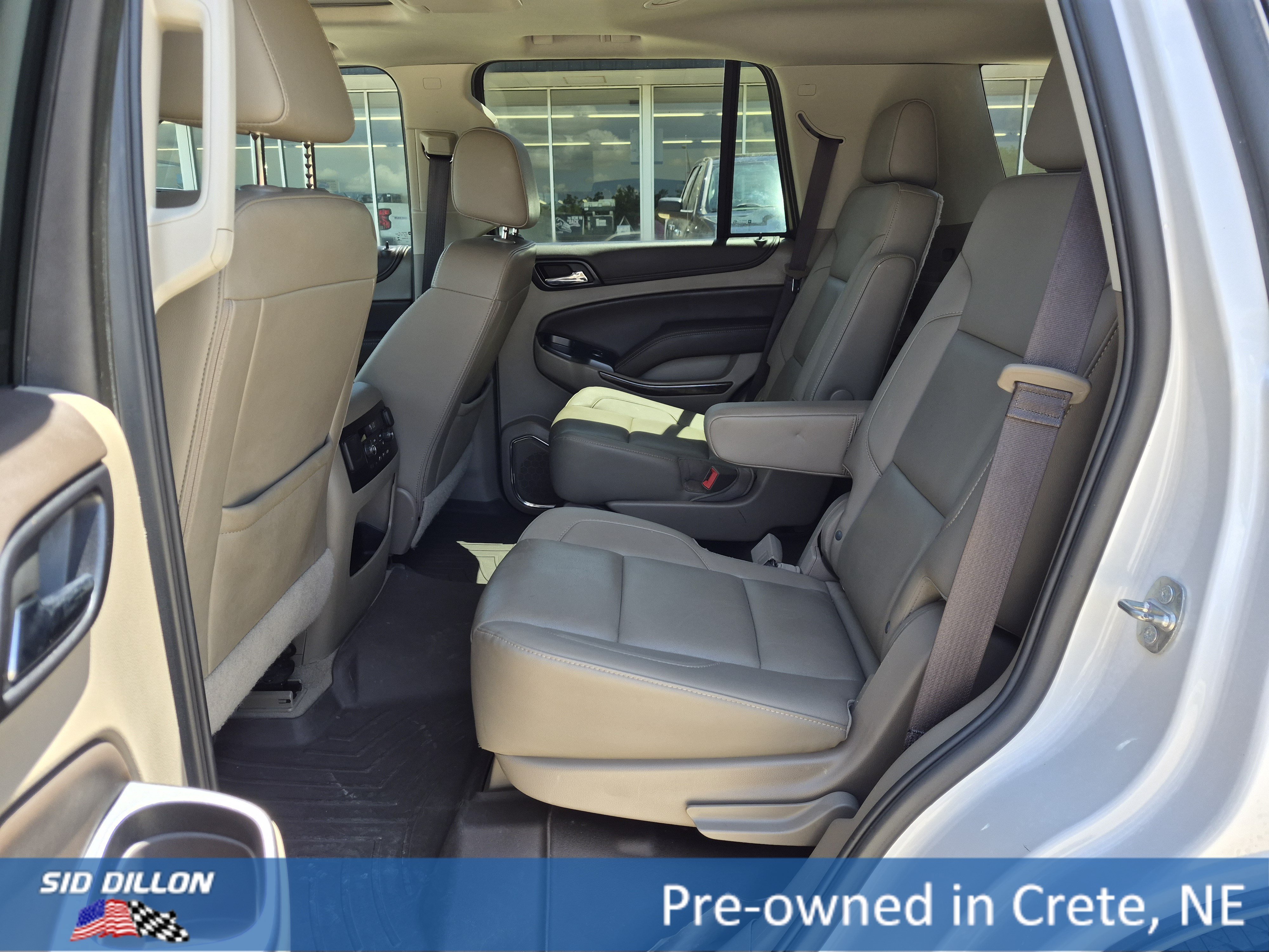 Used 2019 Iridescent Pearl Tricoat Chevrolet LT image 5