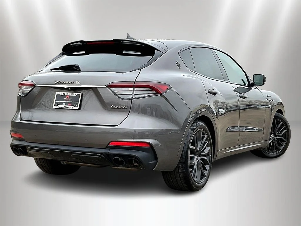Used 2022 Grigio Maratea Metallic Maserati Modena image 6