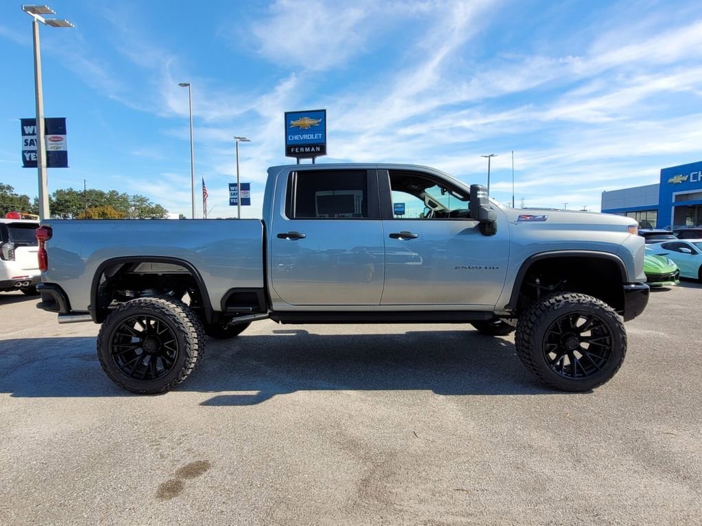 2026 Chevrolet Silverado 2500 HD Custom - Photo 9