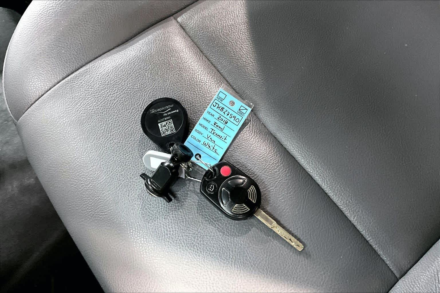 Used 2018 Oxford White Ford  image 15