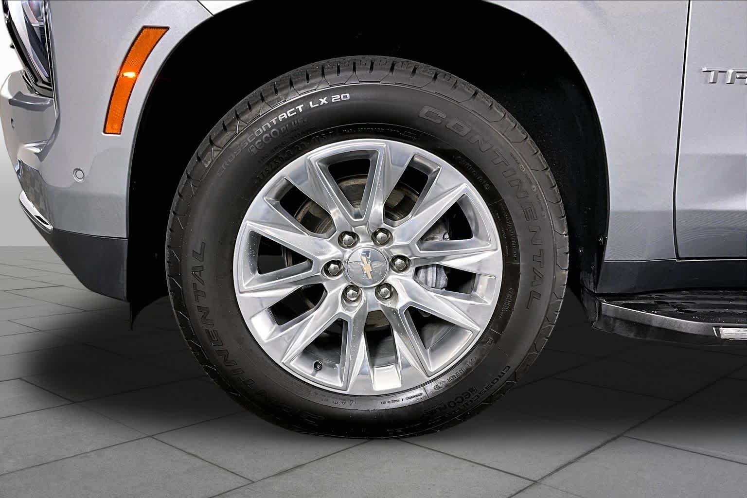 2025 Chevrolet Tahoe Premier - Photo 11