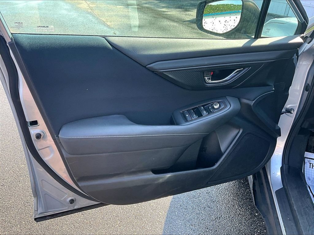 Used 2021 Ice Silver Metallic Subaru Premium image 9