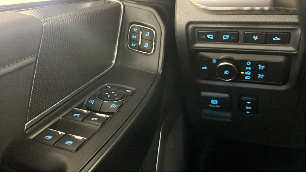 2021 Ford F-150 Raptor - Photo 29