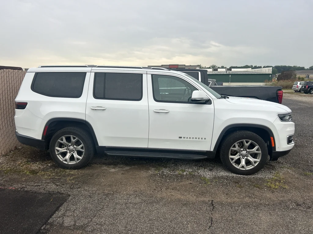 Used 2022 Bright White Clearcoat Jeep Series II image 4