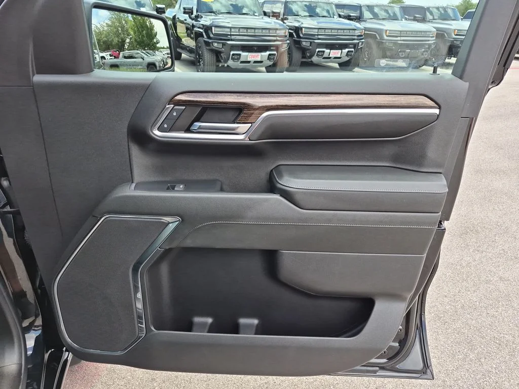 Used 2024 Black GMC Elevation image 38