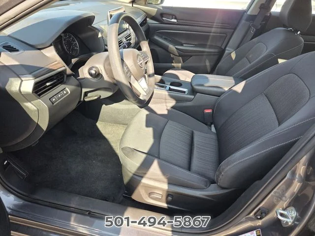 Used 2025 Gray Nissan 2.5 SV image 6