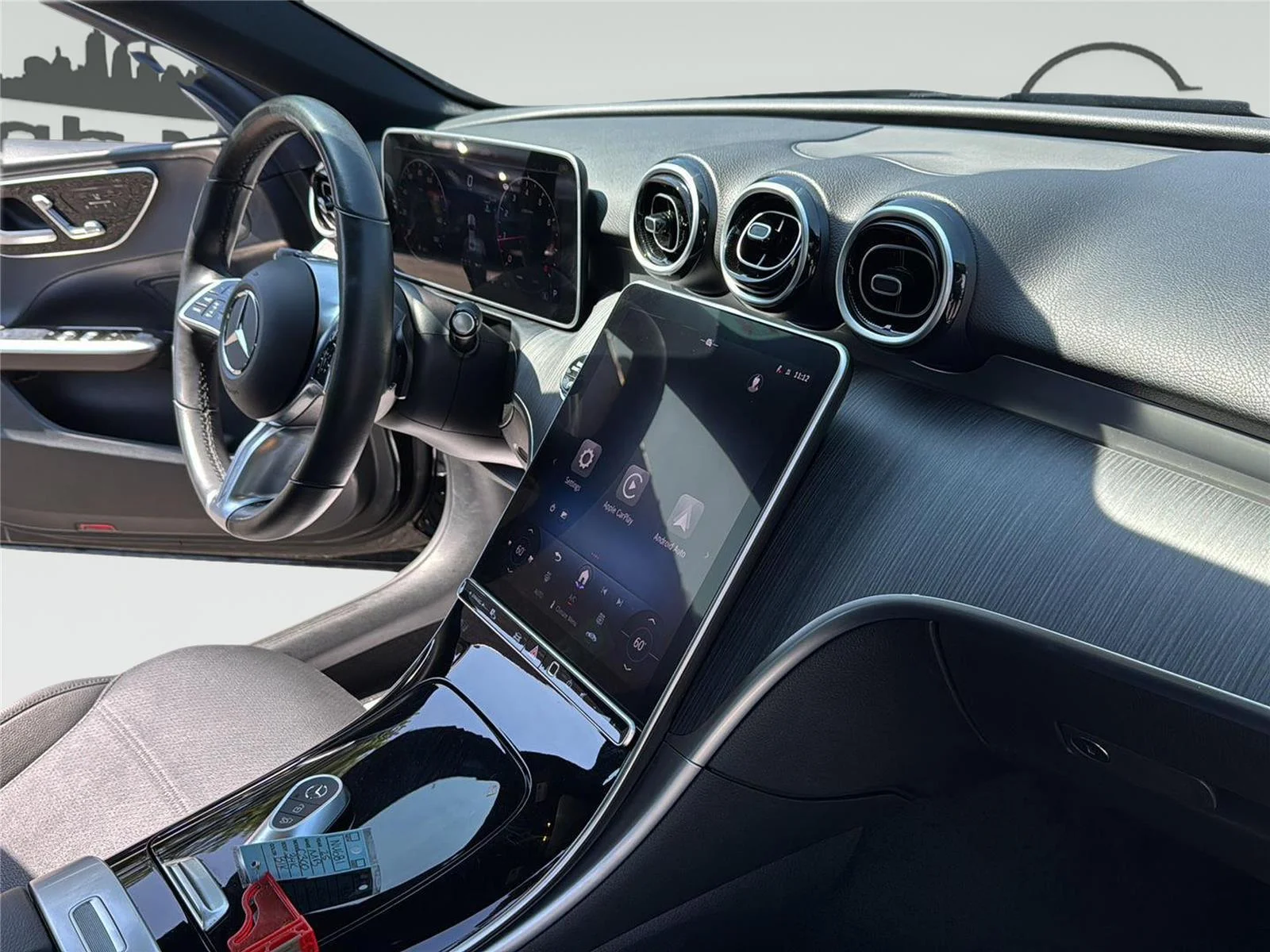 2025 Mercedes-Benz C-Class Sedan C 300 - Photo 32
