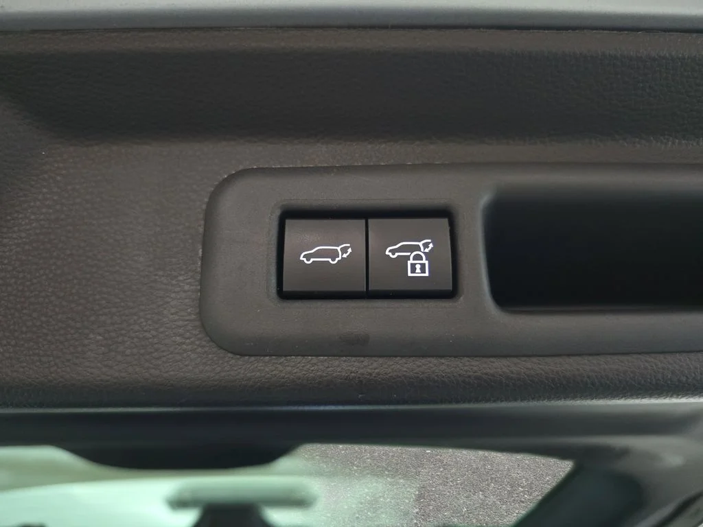 Used 2024 Silver Toyota Capstone image 13
