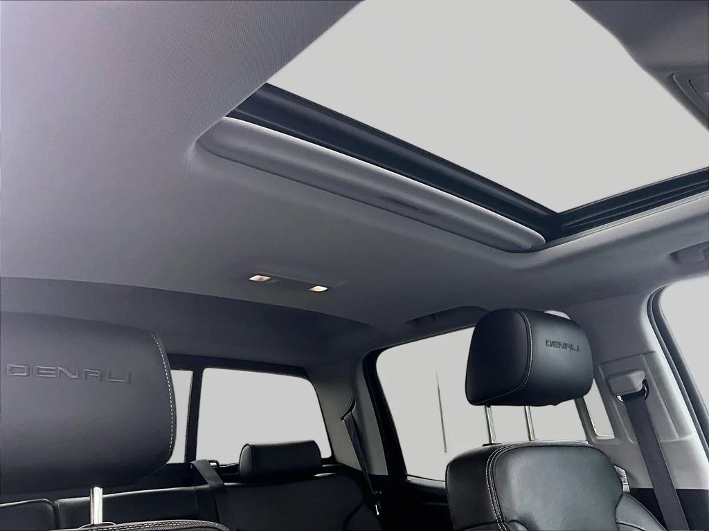 Used 2015 Black GMC Denali image 23