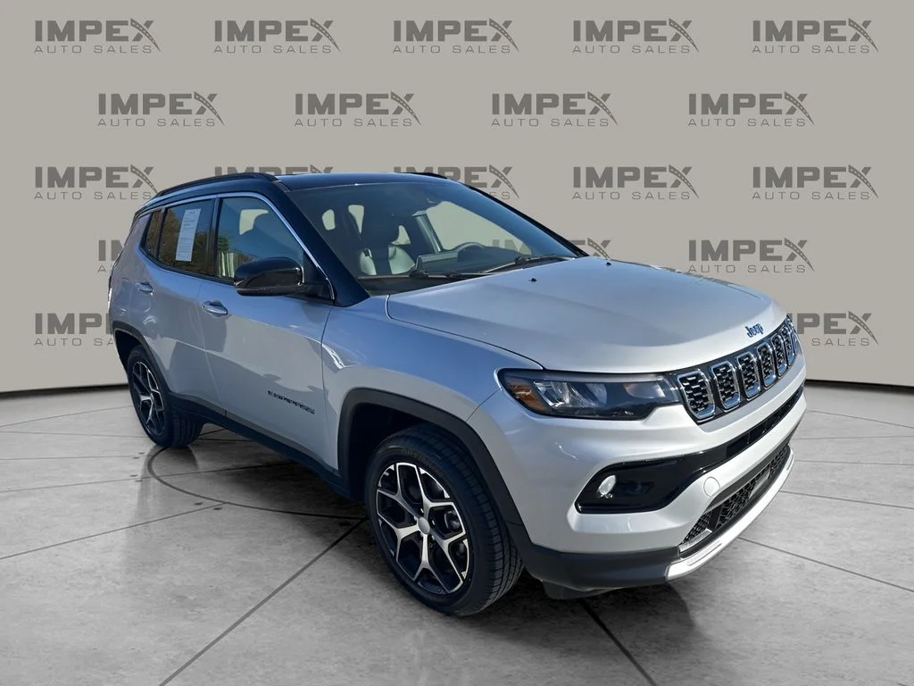 Used 2024 Silver Jeep Limited image 7