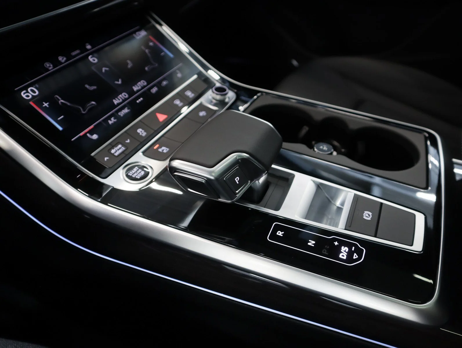 2027 Audi Q8 Premium - Photo 18