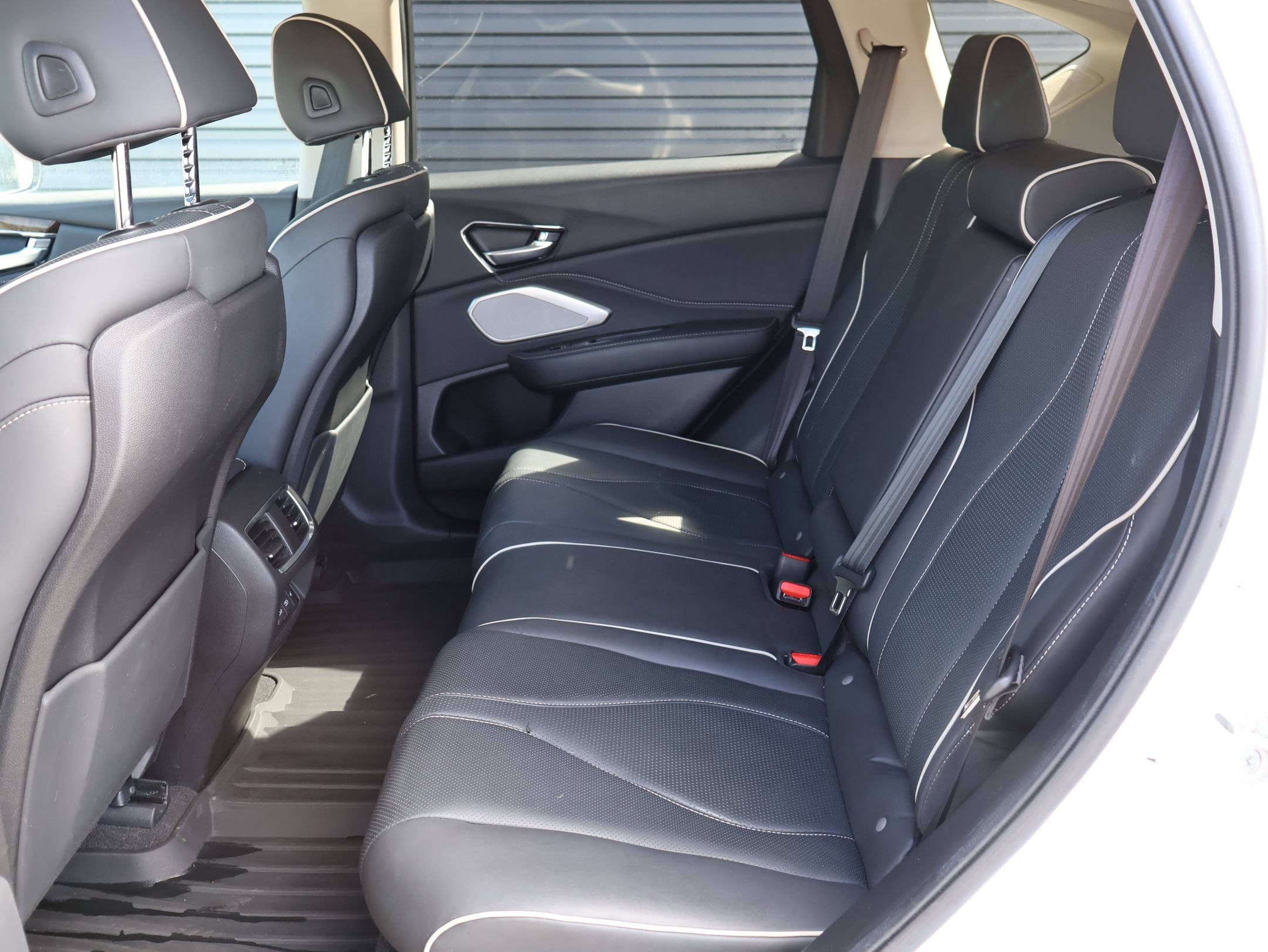 Used 2021 Platinum White Pearl Acura w/Advance Package image 24