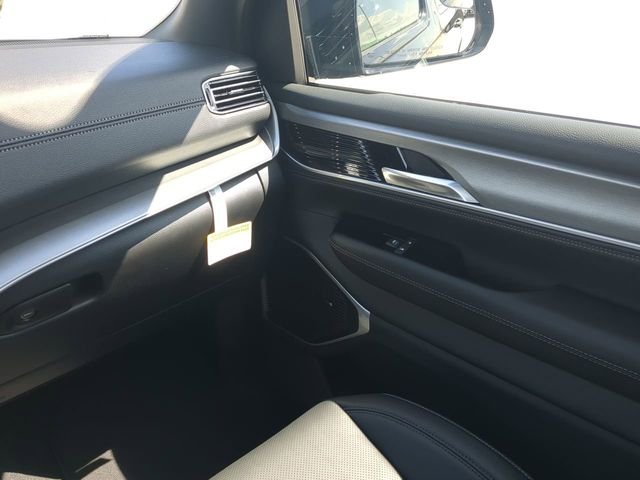New 2026 High Gloss Black Jeep Upland image 23