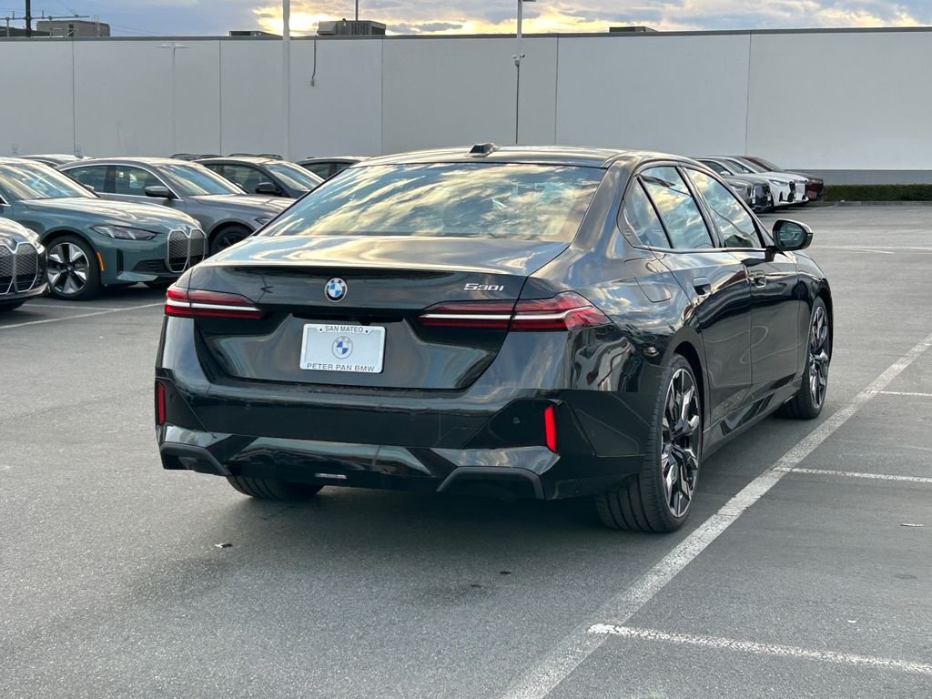 New 2026 Black Sapphire Metallic BMW 530i image 5