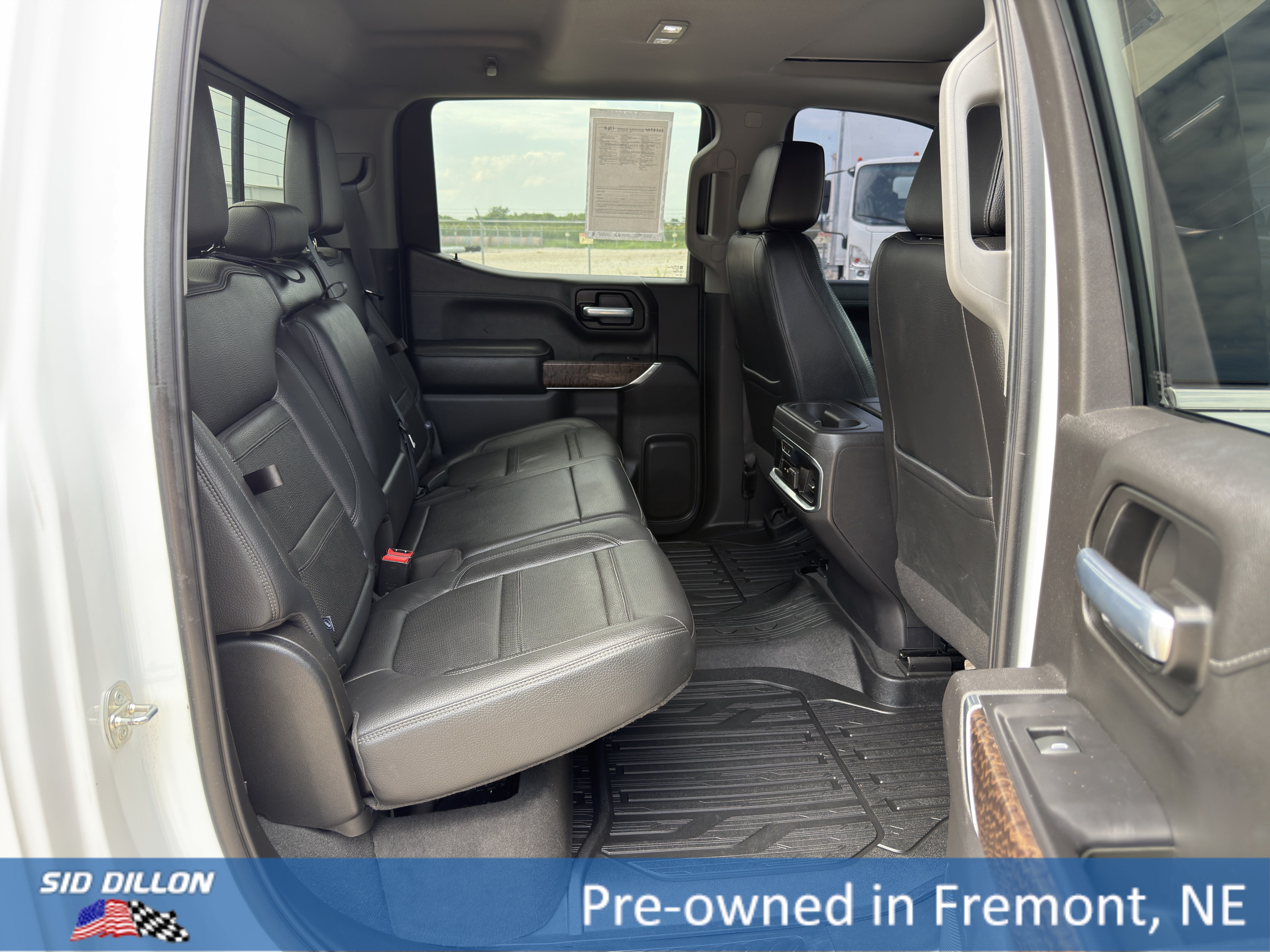 Used 2021 White Frost Tricoat GMC Denali image 20