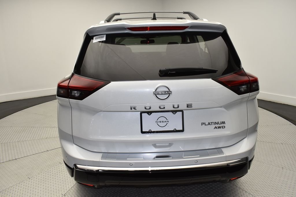 New 2026 Everest White Pearl TriCoat Nissan Platinum image 6