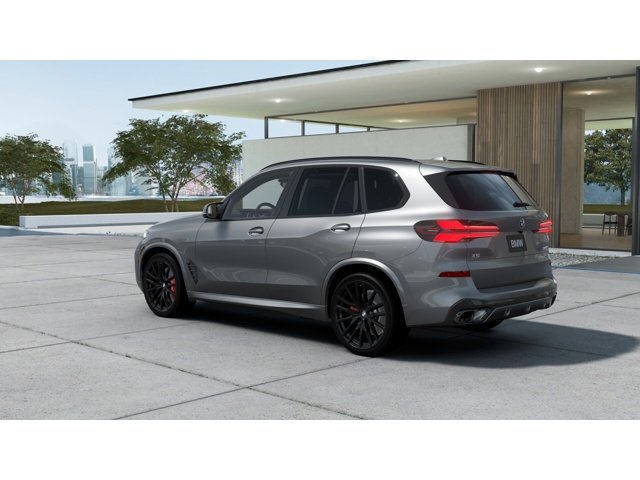 New 2026 Skyscraper Grey Metallic BMW M60i image 2
