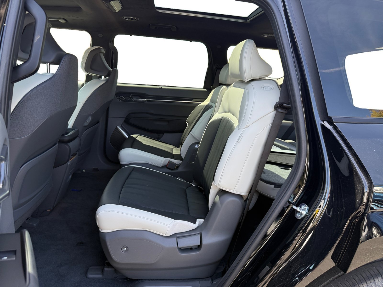 New 2026 Ebony Black Kia GT-Line AWD image 16