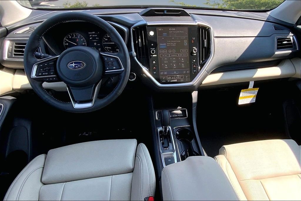 New 2026 AUTUMN GREEN METALLIC Subaru Limited 7-Passenger image 5