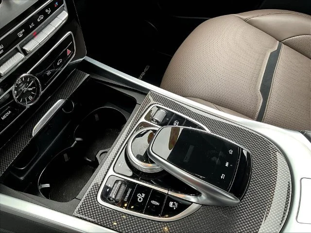 Used 2024 White Mercedes-Benz 4MATIC® image 21