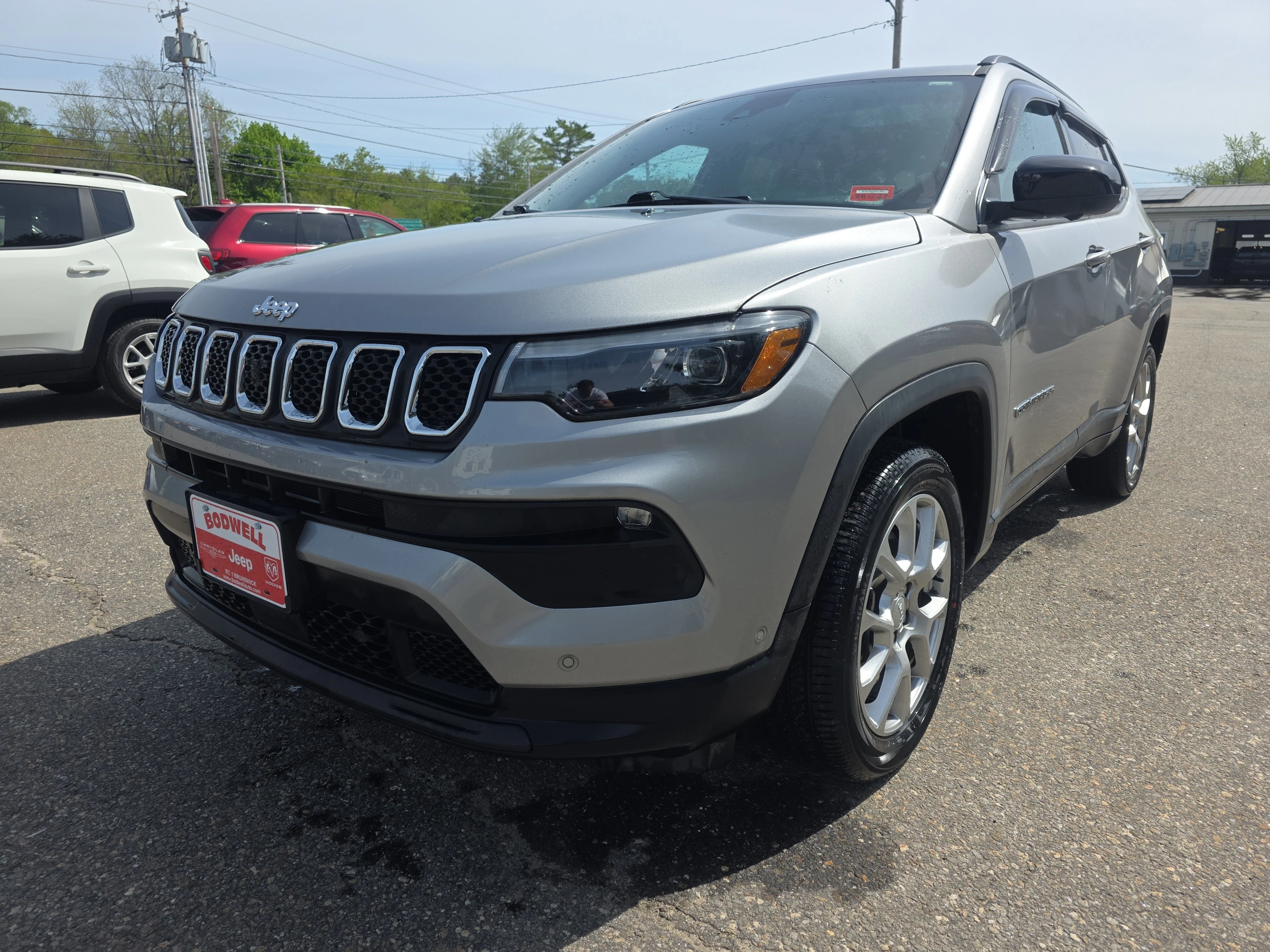 2023 Jeep Compass Latitude Lux 4X4's photo