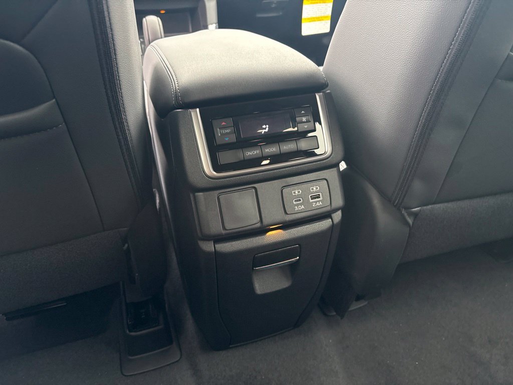 New 2027 MAGNETITE GRAY METALLIC Subaru Premium 7-Passenger image 23