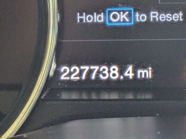 Used 2015 Silver Ford Platinum image 30