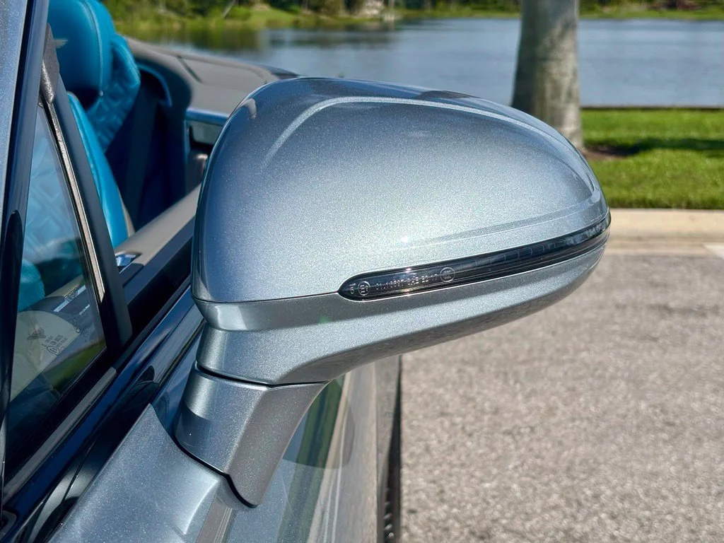 Used 2022 Silver Bentley V8 image 30