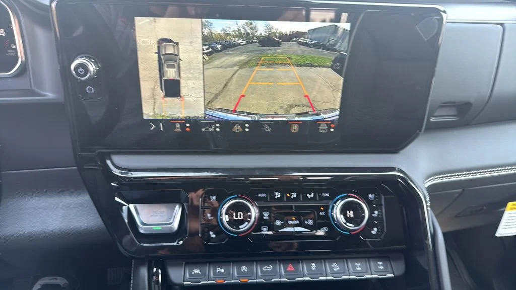 2026 GMC Sierra 1500 AT4X - Photo 9