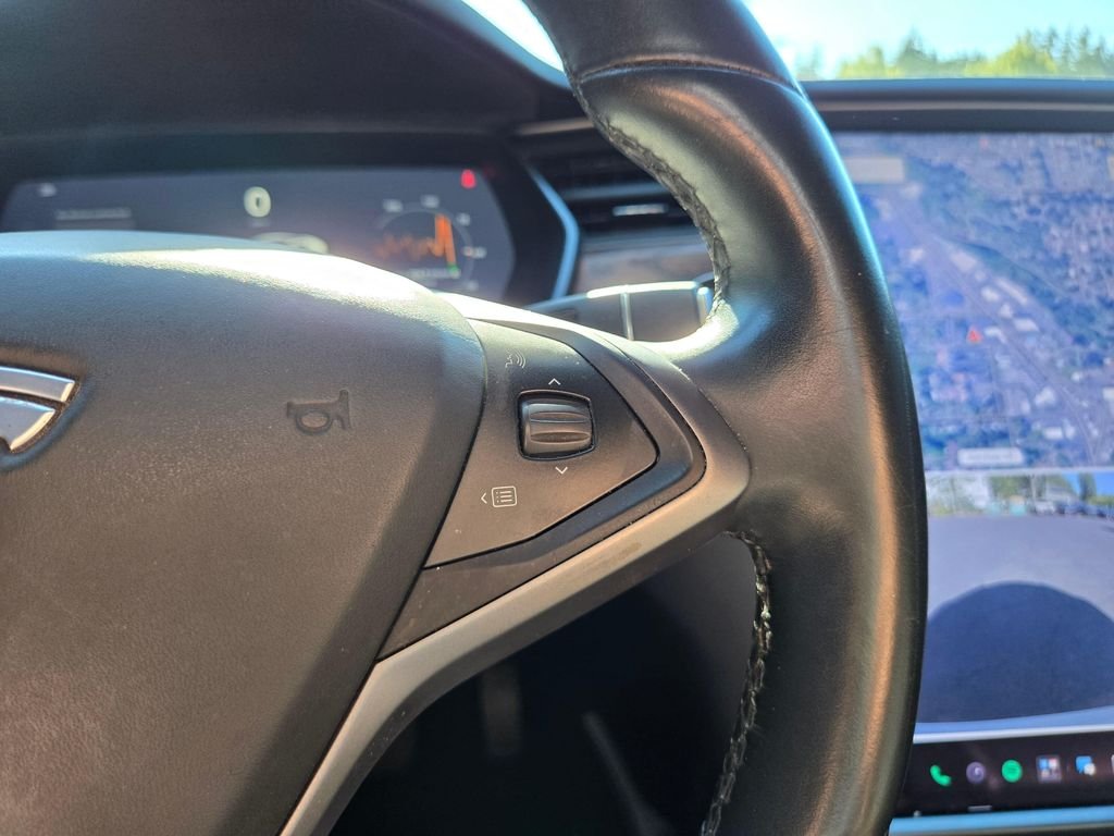 Used 2020 Pearl White Multi-Coat Tesla  image 29