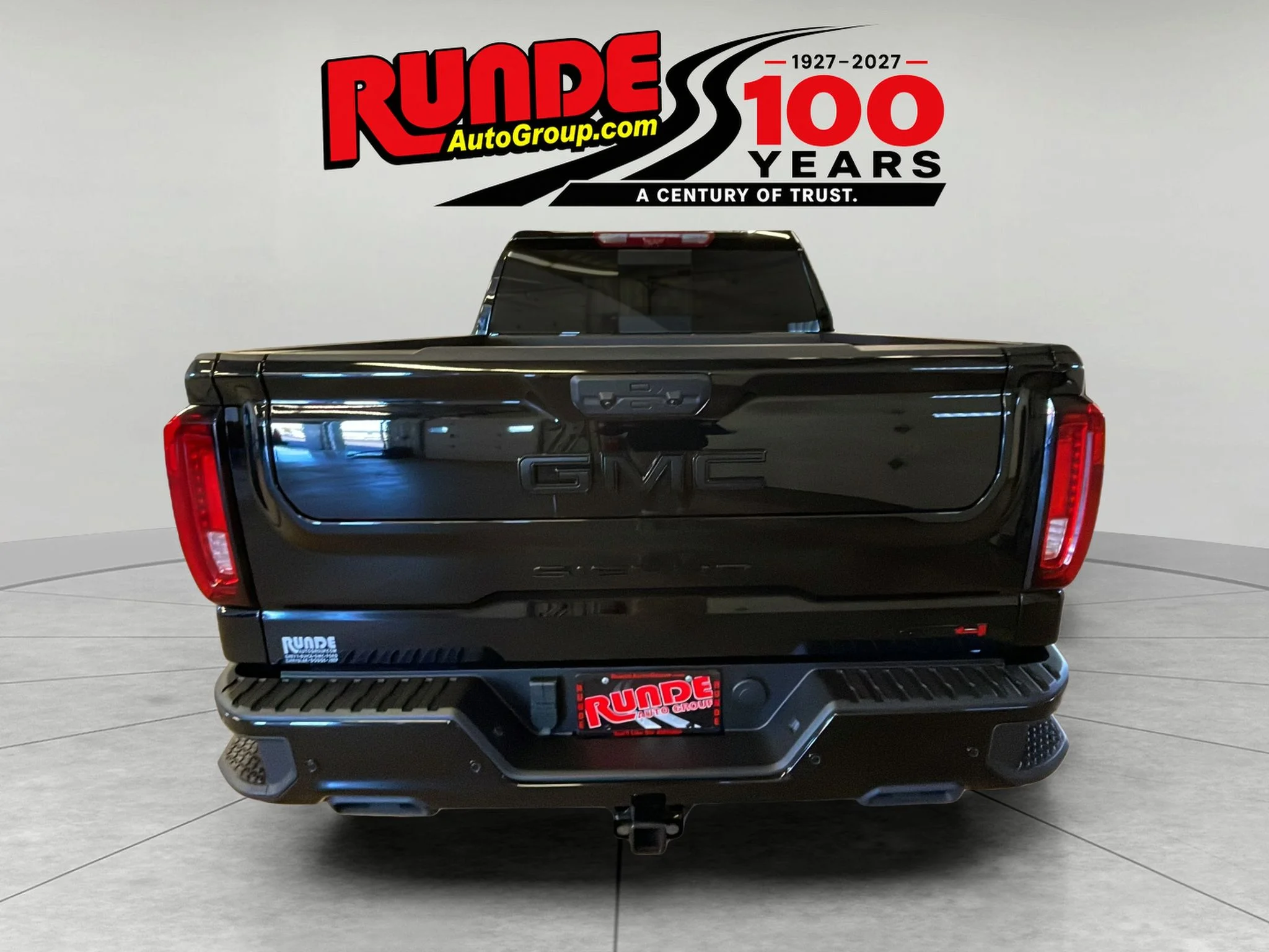 Used 2026 Onyx Black GMC AT4 image 4