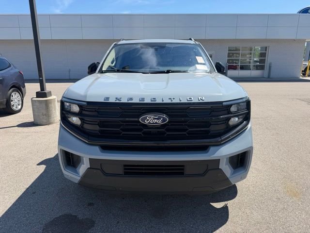 Used 2025 Gray Ford Active image 2