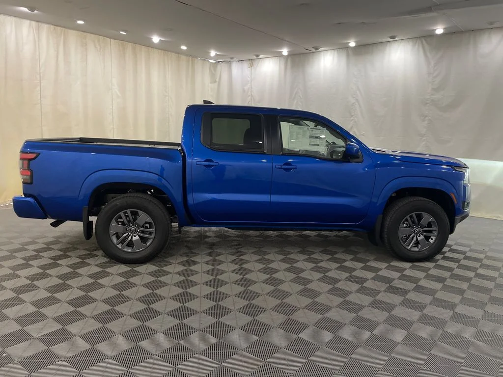 New 2026 Bluestone Pearl Nissan Crew Cab SV image 4
