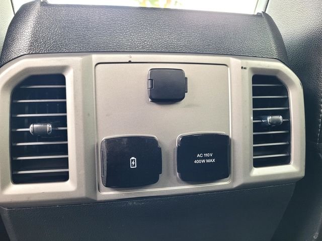 Used 2021 White Ford Lariat image 13