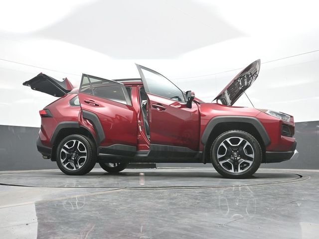 Used 2019 Red Toyota Adventure image 31