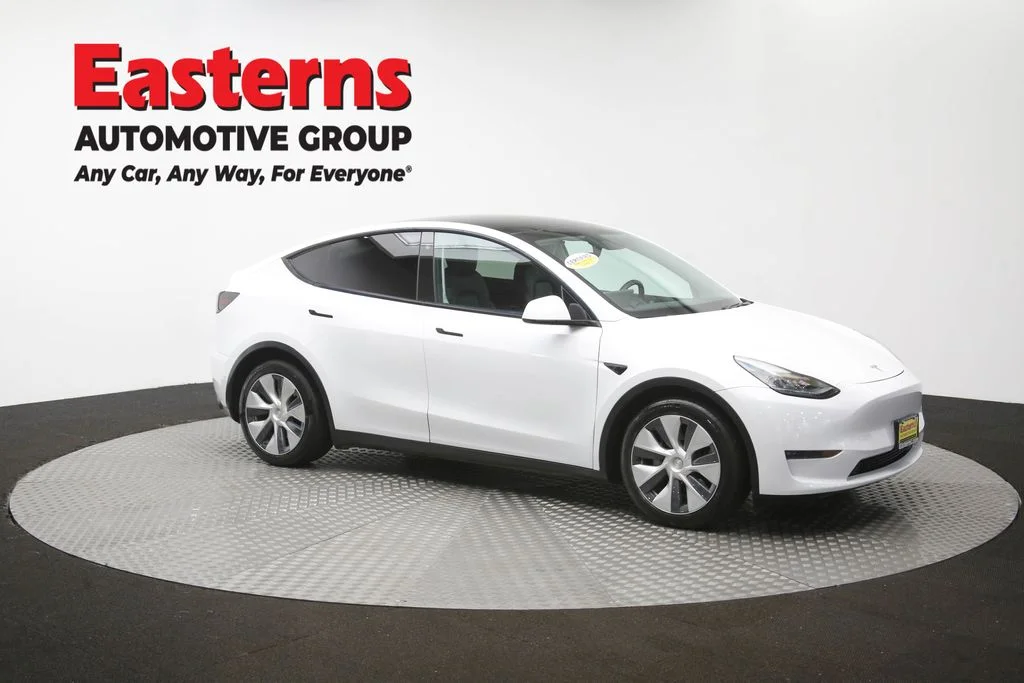 Used 2021 White Tesla Long Range image 45