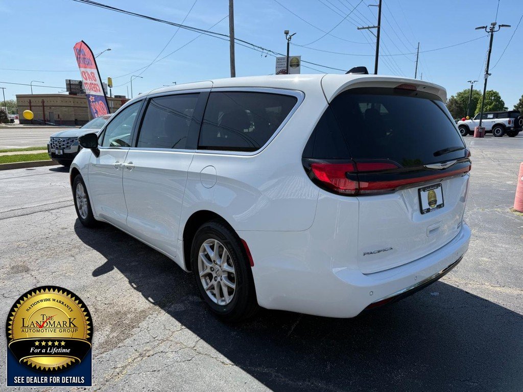 Used 2024 Bright White Clearcoat Chrysler Touring L FWD image 7