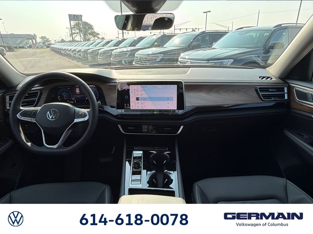 New 2026 Deep Black Pearl Volkswagen 2.0T SE w/Technology image 17