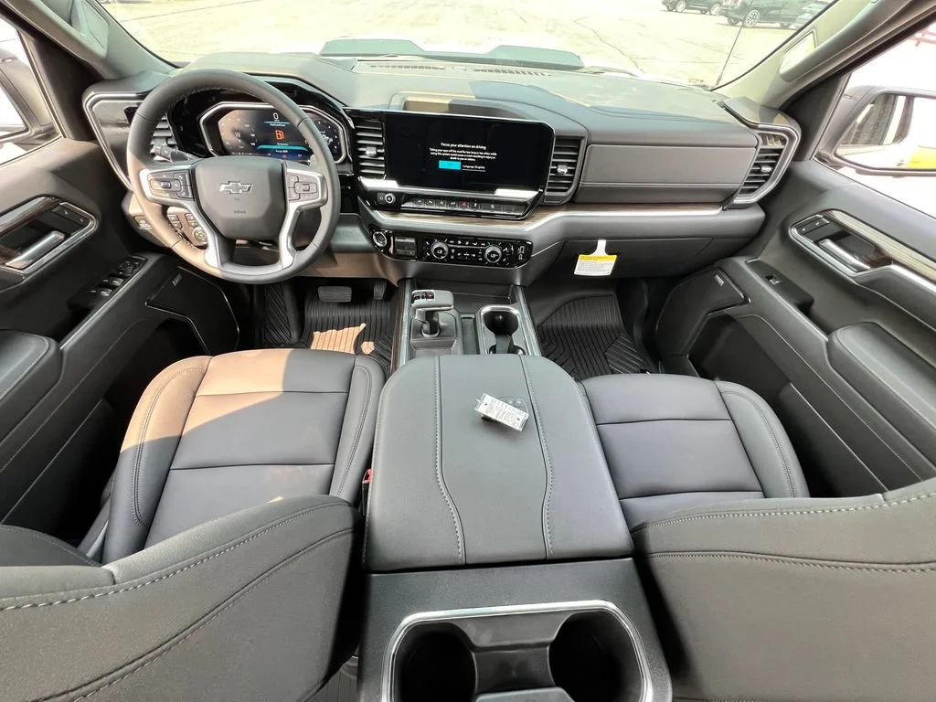 2026 Chevrolet Silverado 1500 LT Trail Boss - Photo 8