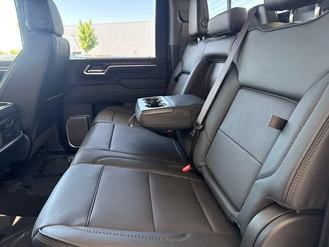 2026 GMC Sierra 2500HD Denali - Photo 17