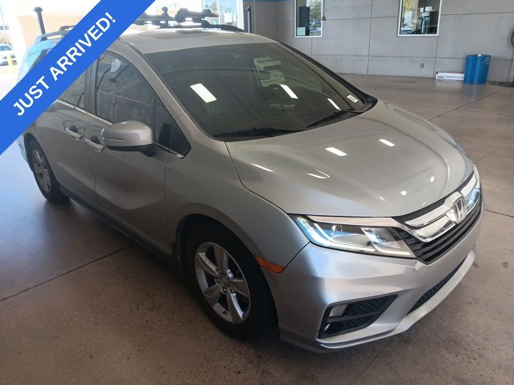 Certified Used 2019 Lunar Silver Metallic Honda EX-L image 2