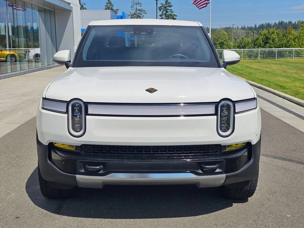 Used 2022  RIVIAN Adventure Package image 8