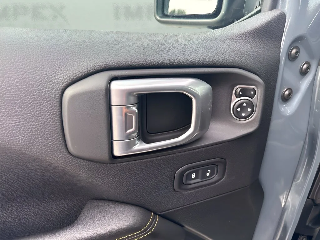 Used 2026 Gray Jeep Sahara image 24