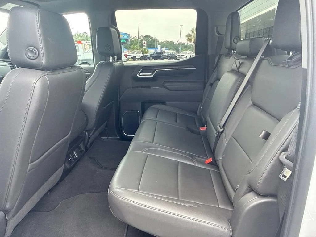 Used 2026 Summit White GMC SLT image 20