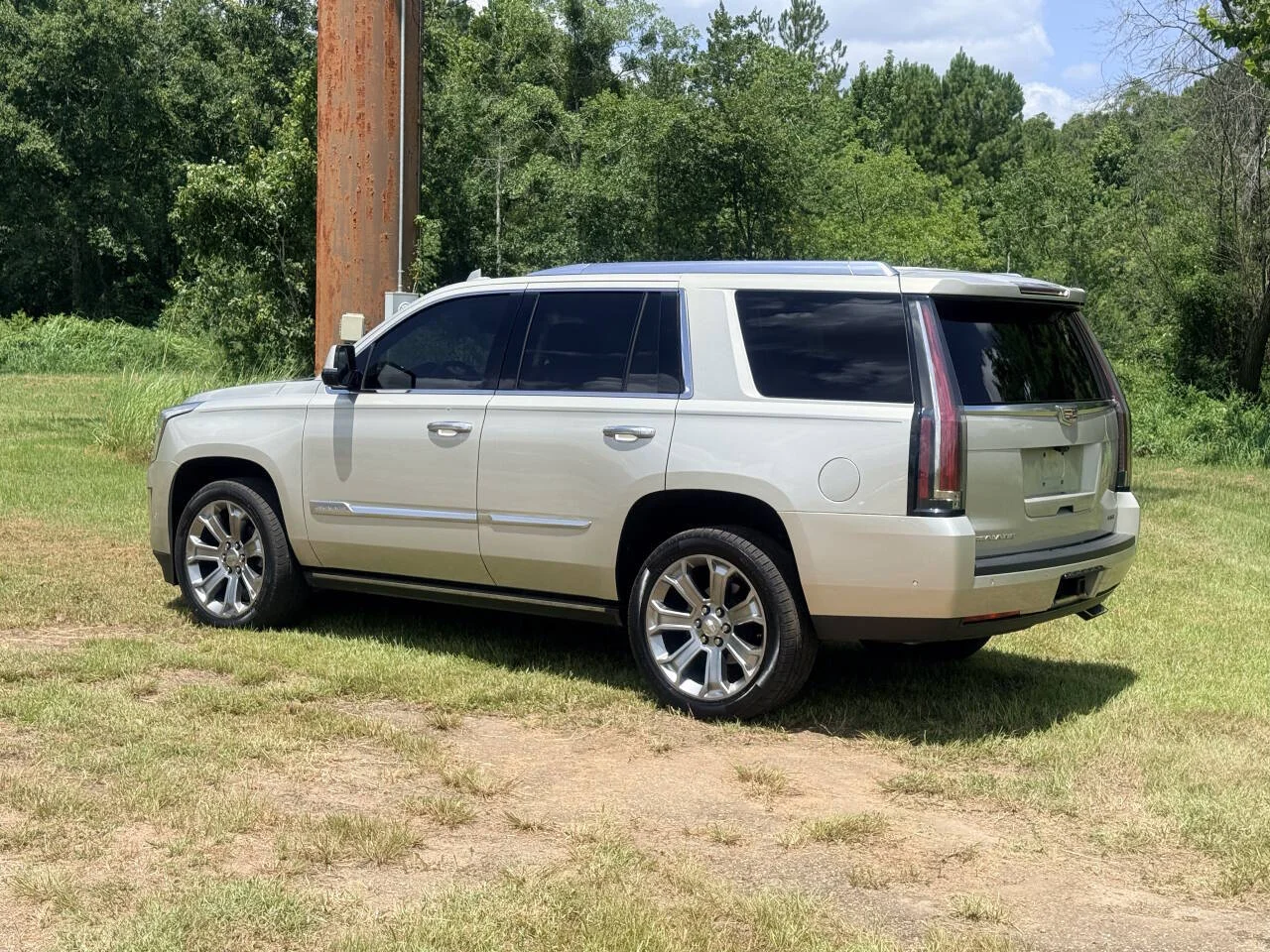 Used 2017 Tan Cadillac Premium Luxury 4x4 4dr SUV image 3