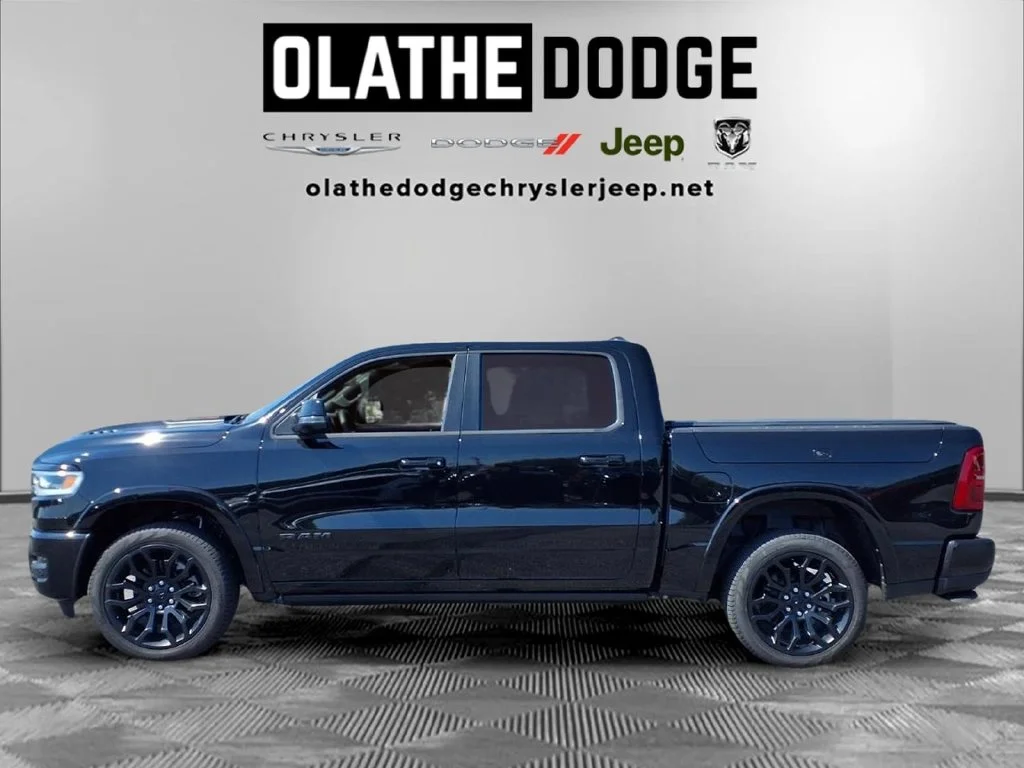 New 2026 Diamond Black Crystal Pearl-Coat Exterior Paint RAM Limited image 25