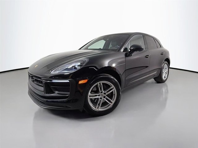 Certified Pre-Owned 2025 Porsche Macan