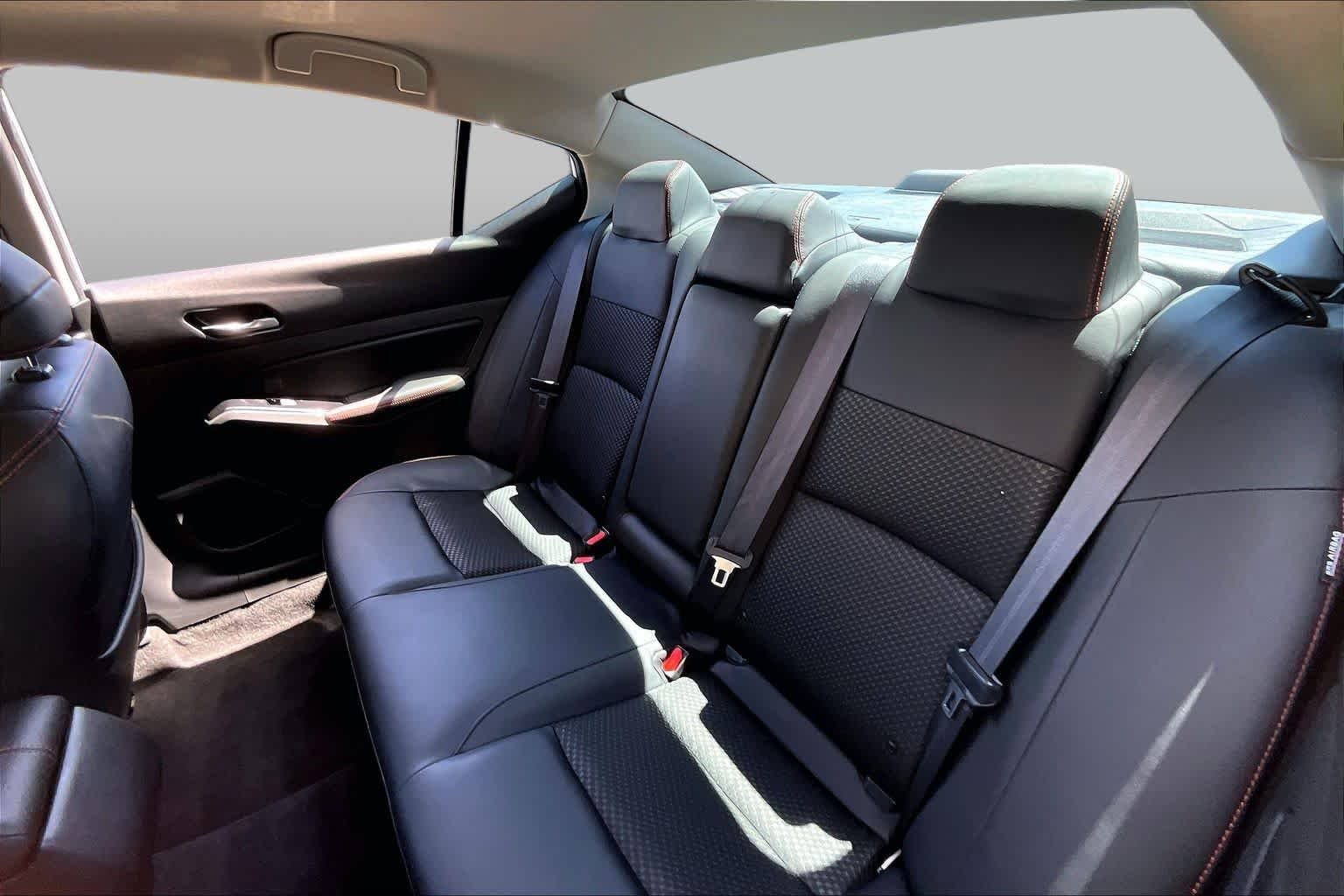 Used 2024 Pearl White Tricoat Nissan 2.5 SR image 19