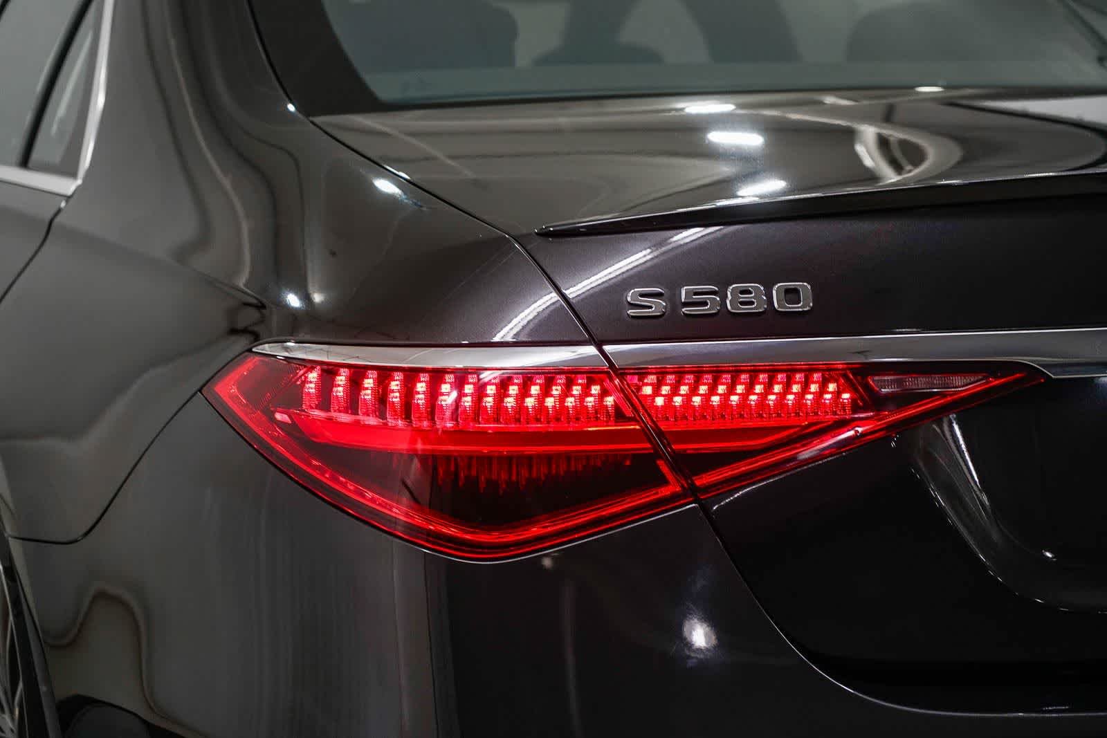Used 2023 Graphite Grey Mercedes-Benz S 580 image 9